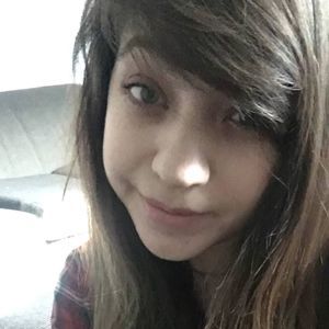 Meet your Posher, Monique